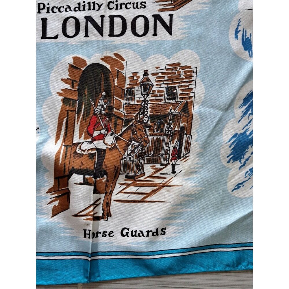 Vintage 1970's London Souvenir Silk Scarf Featuring Iconic Landmarks & Scenes Bl - Picture 3 of 9